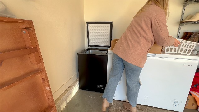 Image of COWSAR 3.5 Cu.Ft Chest Freezer, 14℉ to -40℉ Ultra-Low Temperature Deep Freezer with 2 Removable Stainless Steel Baskets, Electronic Control, 7 Level Adjustable Thermostat