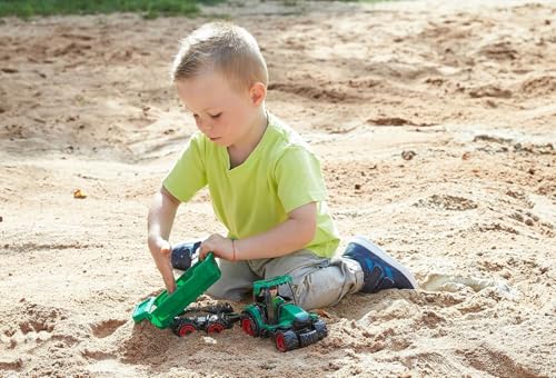 Lena Truckies Traktor mit Anhänger 38 cm, grün, Robustes Sandkasten Spielzeug mit abnehmbaren Anhänger, klappbare, Fahrerhaus, Kippmulde & Spielfigur, für Kinder ab 2 Jahren,