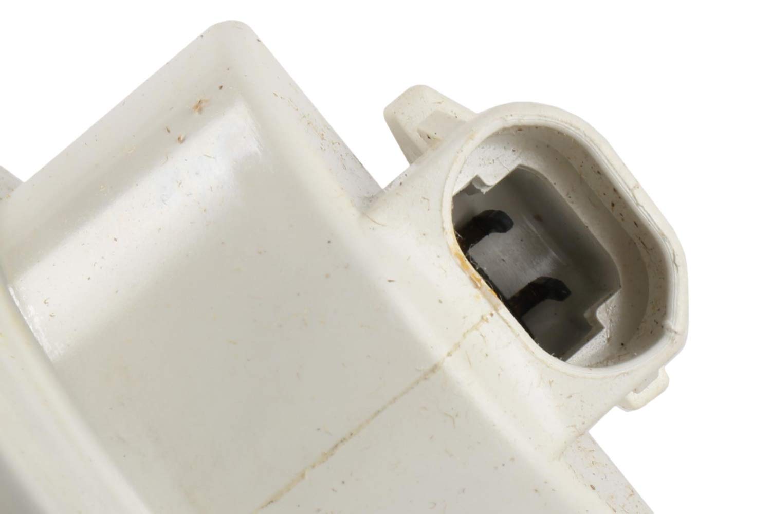 Amazon.com: GM Genuine Parts 88964177 Rear Wheel Hub and Bearing  