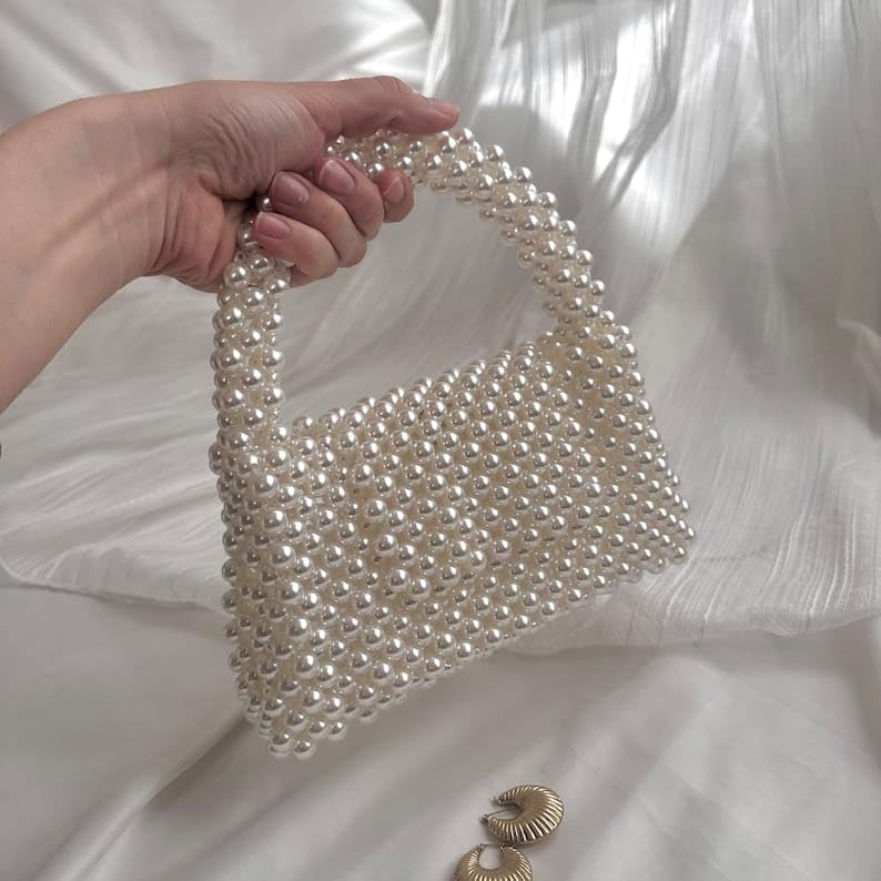 Image of Elegant Pearl Heart Shaped Evening Bag, Handmade Beaded Mini Handbag, White Fashion Clutch Purse for Women and Girls