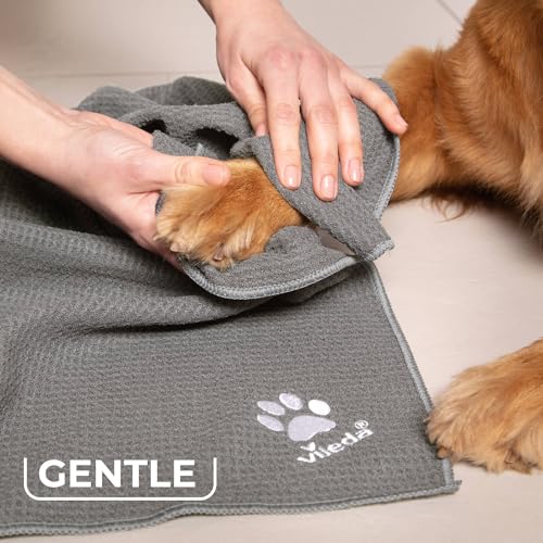 Vileda Pet Pro Mikrofaser-Handtuch M, zur Reinigung und zum Abtrocknen von Haustieren, 45 x 70 cm, Handtuch mit Waffelstruktur, weiches Mikrofaser-Material, für kleine Hunde, Grau