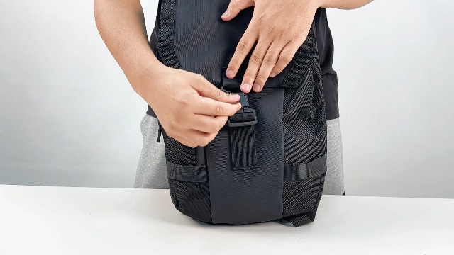 Amazon.com: TPAID Sling Bag for Women Men, Crossbody Bag Sling