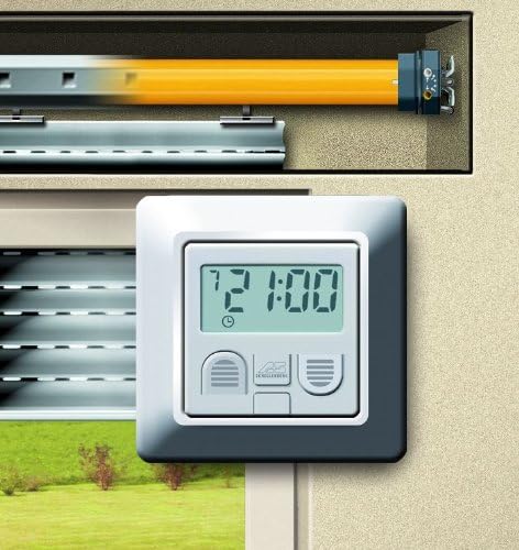 Schellenberg Zeitschaltuhr Plus installed controlling a roller shutter