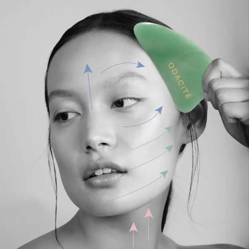 Crystal Contour Gua Sha Green Aventurine Beauty Tool