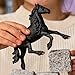 Produktbild schleich Horse Club | Friese Hengst 13975 | detailgetreues Pferd | tolles Geschenk für Mädchen und Jungen | Pferde Spielzeug für Kinder ab 5 Jahren | 5 x 16 x 11 cm