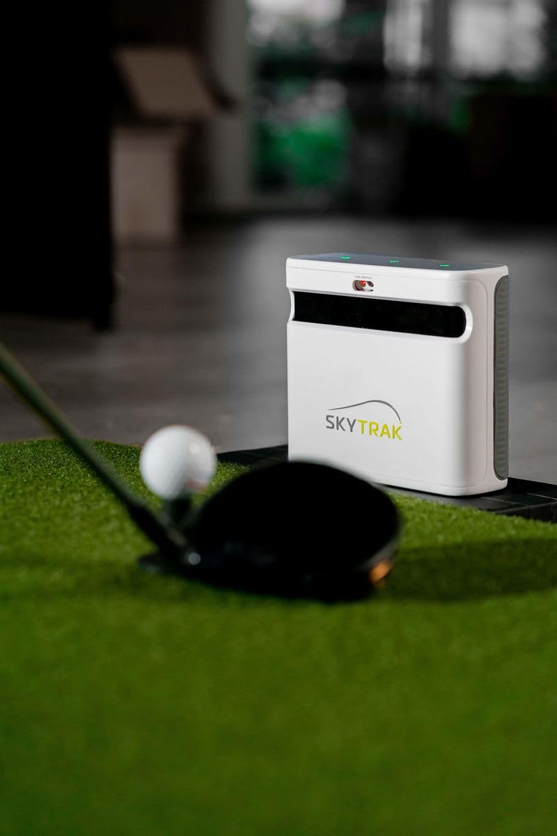 Skytrak+ Golf Launch Monitor Golfsimulator