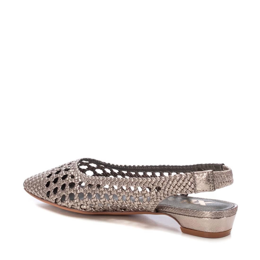 XTI - Zapato Mujer - Calzado Cómodo y Versátil - Moda Casual