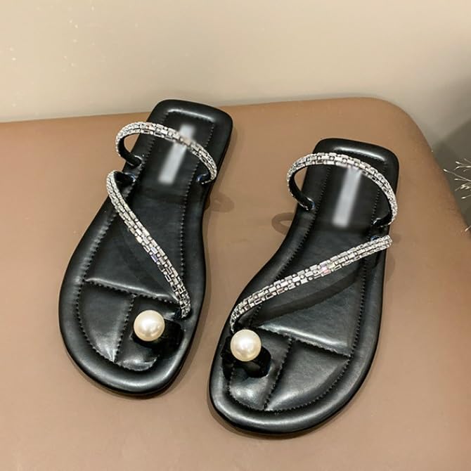 Women's Versatile Toe Flip Flops With A Flat Bottom and Soft Bottom and Diamond Sandals3