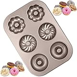 ✩Diseño Avanzado: El molde para donas de acero al carbono adopta un proceso de prensado de 360°, lo que hace que la bandeja para hornear sea más estable y no se deforme fácilmente. Adopta un noble champán dorado y seis diseños consecutivos de tres flores, de forma hermosa y mano de obra fina. Perfecto para hacer donas, pasteles, muffins, galletas, etc. para regalar a tus seres queridos, seguro que quedan especialmente impresionados.