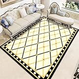 Le bas du tapis est conçu avec des points en plastique, qui ont un bon effet antidérapant et une bonne praticabilité