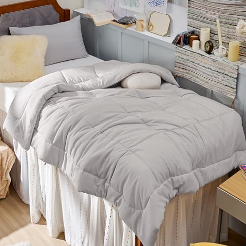Image of Bedsure Comforter Duvet Insert - Quilted Comforters Twin XL Size, All Season Duvet, GentleSoft Down Alternative Bedding Blanket, with 8 Tabs, Gifts for Women /Men, Light Grey, Twin XL 92 x 68 Inches