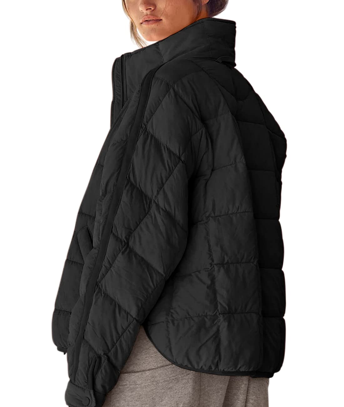 Aiopr Women's Oversized Lightweight Down Coat Long Sleeve Zip Packable Short Puffer Jackets