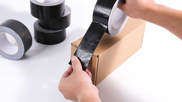 Image of 5Pack Duct Tape Heavy Duty, 2 inches x 30 Yards Strong, Flexible, No Residue, All-Weather and Tear by Hand-Bulk Value for Repairs,Industrial, Professional Use(Silver)