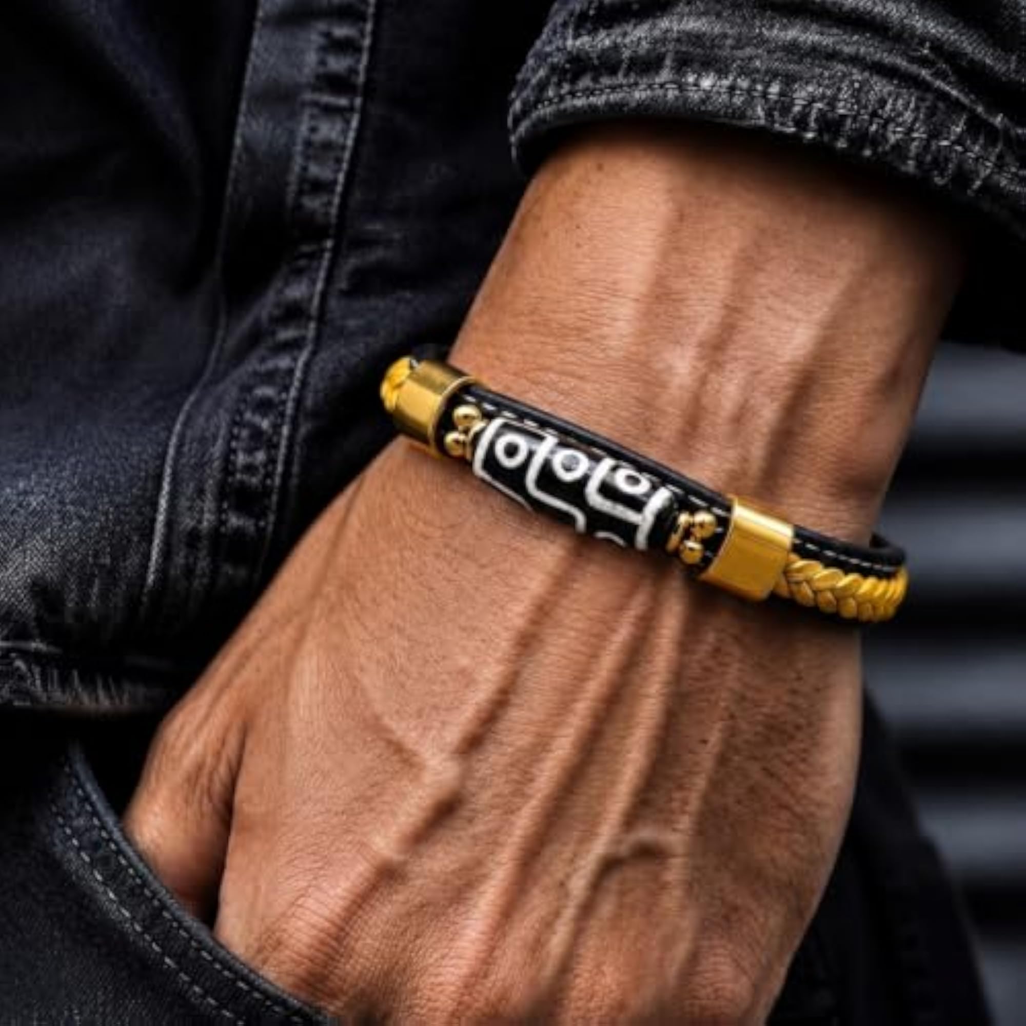 GUARDIAN DZI Genuine Leather Bracelet with Magnetic Buckle, Stylish Gift