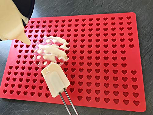 Cahuna Silikon Backmatte für Hundekekse mit Mini Herz - Backform für Hundeleckerli BPA frei und mit Rand - Wiederverwendbare Backunterlage für den Backofen