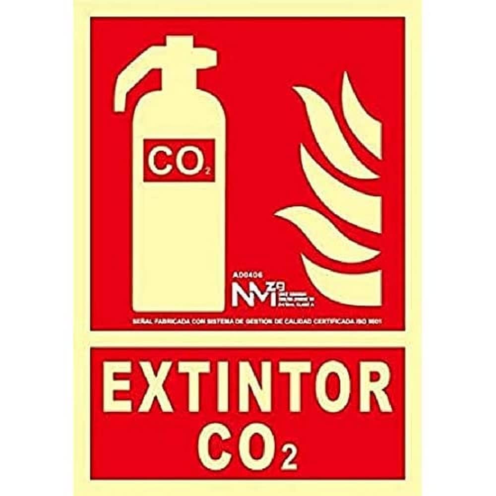 Normaluz A00406 - Señal Luminiscente Extintor Co2 Clase A PVC 1mm 21x30cm con CTE, RIPCI y Apto para la Nueva Legislación