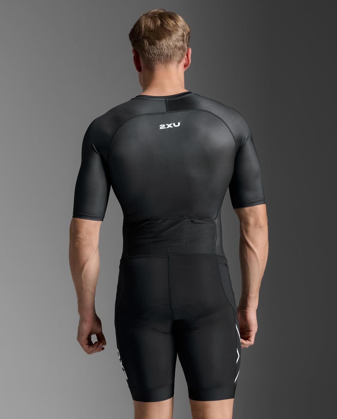 2XU Trisuit da uomo con maniche