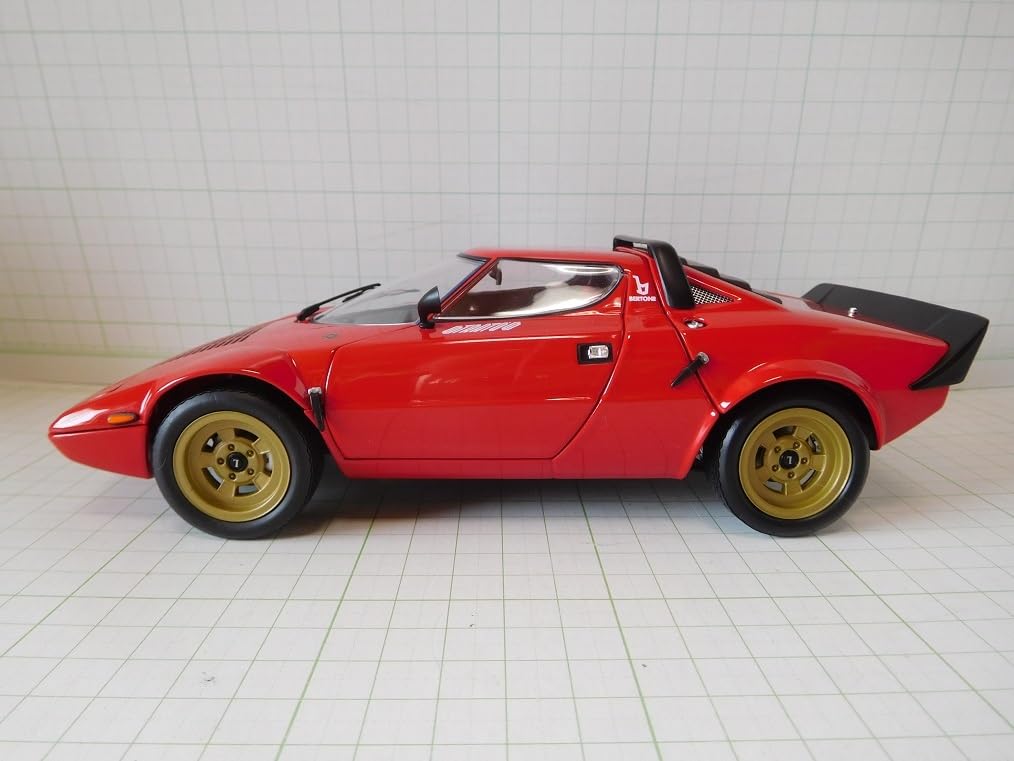 Amazon.co.jp: ◎Kyosho 1/18 Lancia Stratos HF Red : Hobbies