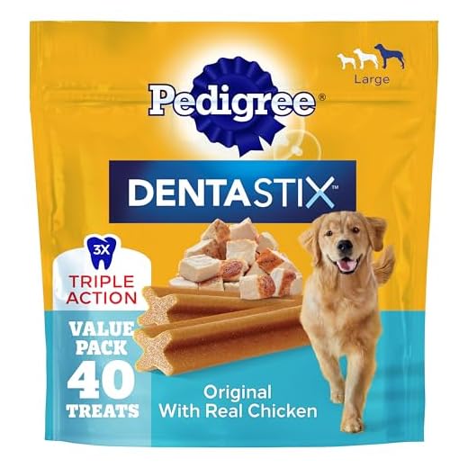 Pedigree Dentastix Large Dog Treats, Original Flavor with Real Chicken, 2.08 lb. Bag (40 Treats Total)