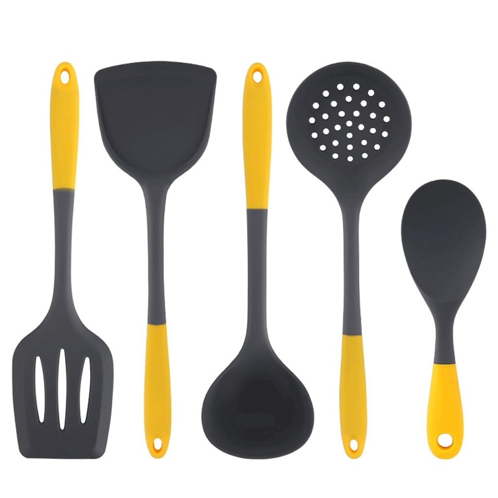Pelle et cuillère de cuisine protégées par une poignée d'ustensiles en silicone anti-brûlure