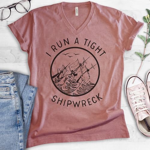 EVERTREE CLOTHING I Run A Tight Shipwreck V-Neck T-Shirt, Unisex Women's, Funny Mom Shirt, Mothers Day Shirt, Cute Mom Tee2