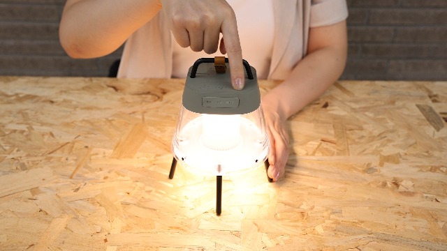 Amazon.com: CLAYMORE Athena Lamp (Moss Green) - Aesthetic