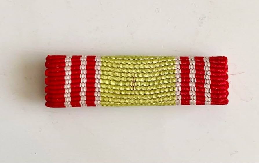 防衛記念章16個 Amazon.co.jp: 自衛隊 第16号 防衛記念章 2 (安全功労表彰業務