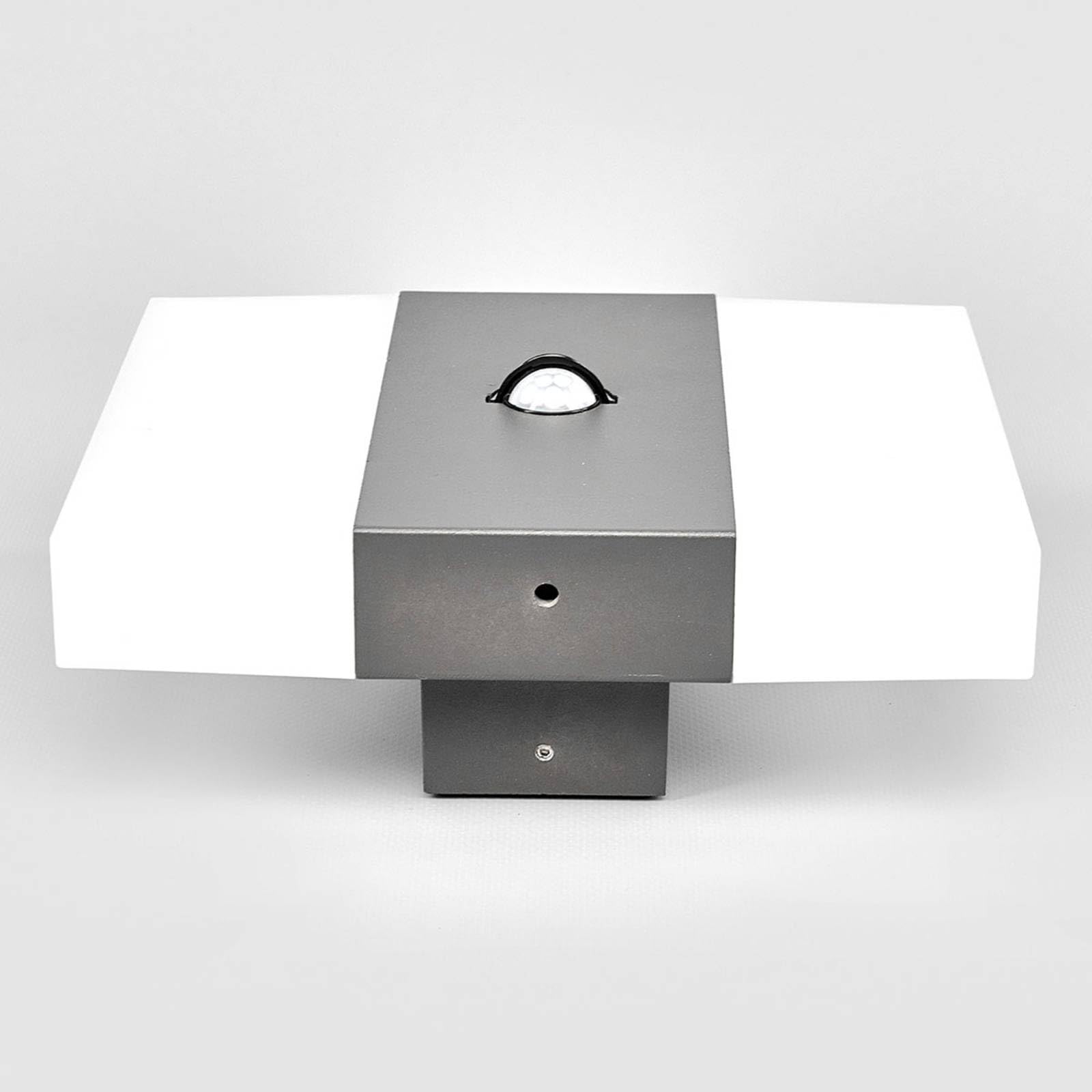 Lindby LED Wandleuchte außen mit Bewegungsmelder, Außenwandleuchte modern IP44 Außenleuchte Wand Außenbeleuchtung für Hof Garten Terrasse Balkon Haus