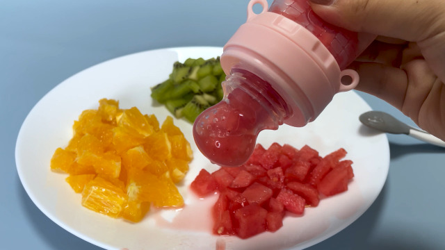 Silikon Baby-Feedflasche 3-teilig - Squeeze Feeder Für Brei & Milch, BPA-frei