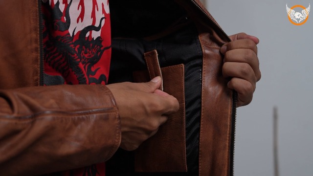 Veste en Cuir avec Capuche - Noir | LE PRATIQUE-DU-MOTARD