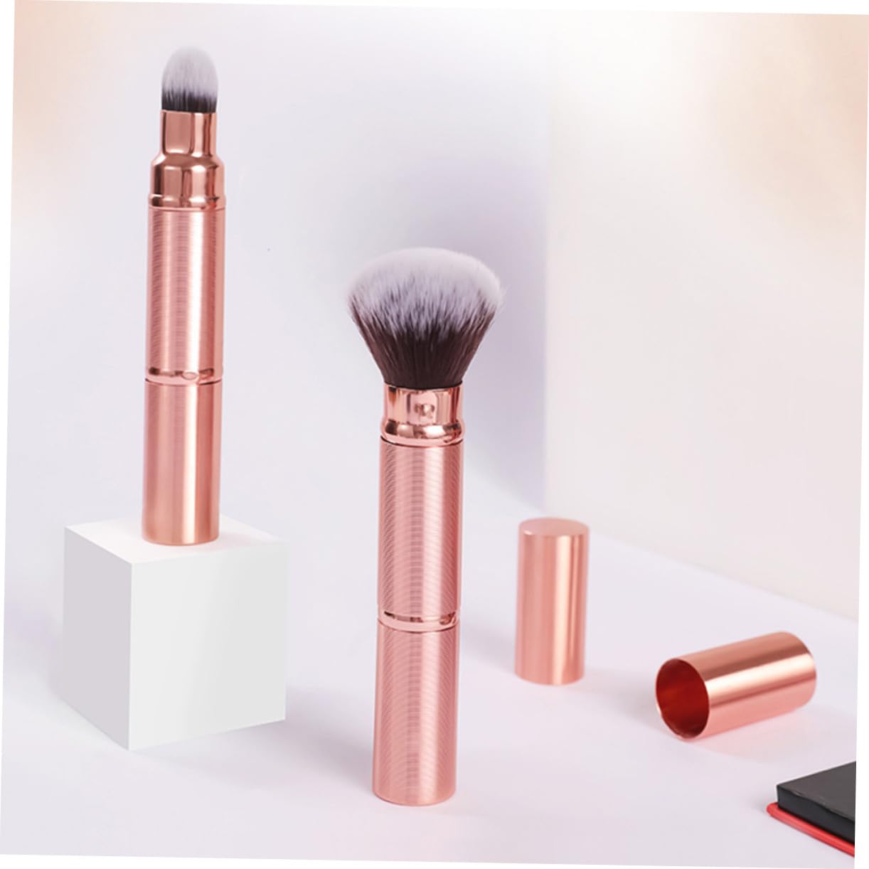 Gatuida Pennelli Trucco da Viaggio 2 Pezzi Double-ended con Setole Morbide e Design Retrattile con Cappuccio per Applicazione Uniforme di Fondotinta e Blush in Ufficio e Viaggio