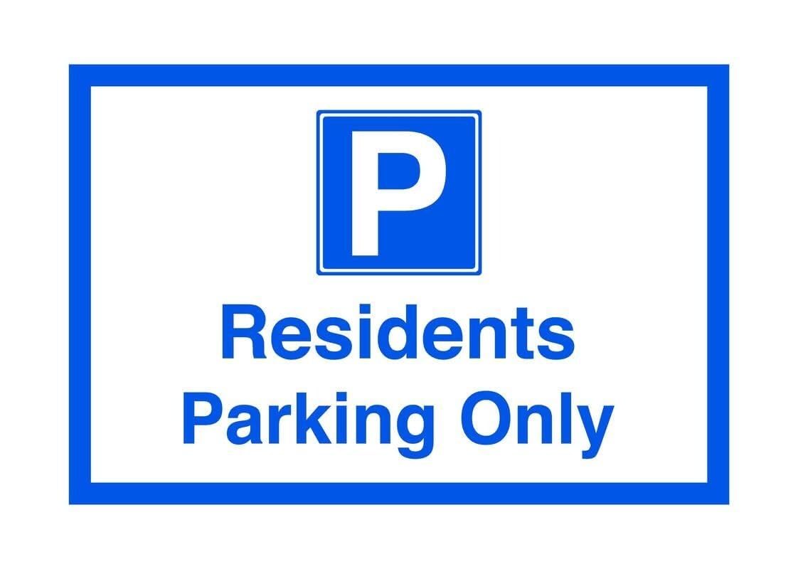 Residents parking only - Safety sign - High tack self-adhesive sticker (400mm x 300mm) Viewing Distance within 14m.