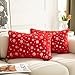 LIGICKY 2er Set Dekorativ Kissenbezug Silberne Schneeflocke Kissenbezüge Weich Kissenhülle Plüsch Kunstpelz Funkelnd Deko Kissen Sofakissen für Wohnzimmer Couch Schlafzimmer Büro, 30 x 50 cm Rot