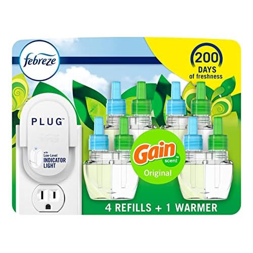 Febreze Plug In Air Freshener, Odor-Fighting Scented Oil Starter Kit, Air Fresheners for Home and Bathroom and Kitchen, Long Lasting for Strong Odors, Gain Original Scent, Warmer + 4 Refill