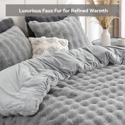 YIKUSH Light Gray Comforter Set King – Ultra Soft & Warm Faux Fur Comforter for Winter, Elegant Fluffy Comforter King Set with Pillowcases, Cozy Gray Bedding Set - Image 4