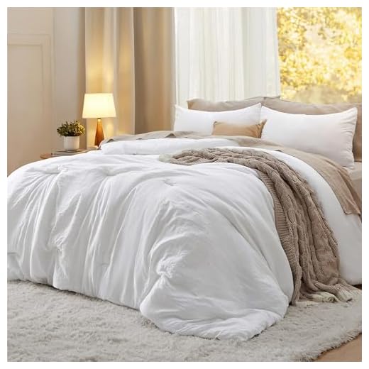Bedsure Queen Size Comforter Set, White Soft Prewashed Bedding for All Seasons, 3 Pieces GentleSoft™ Warm Down Alternative Bed Set, 1 Lightweight Comforter (90"x90") and 2 Pillowcases (20"x26")