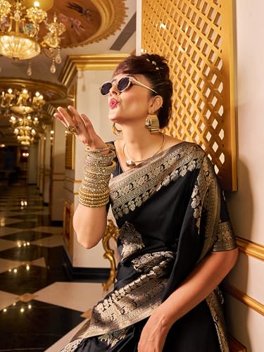 Image of SWORNOF Women's Banarasi silk Saree With Unstitched Blouse Piece