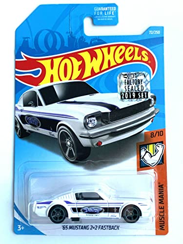 DieCast Hot Wheels '65 Mustang 2+2 Fastback (White) - Muscle Mania 8/10 (2019 Factory Sealed)