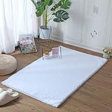 🌞MATERIAL amistoso：la piel superior de conejo artificial amigable en el lado delantero,Paño antideslizante avanzado de partículas de silicona en la parte inferior. No sólo trae la alfombra cómoda tactilidad, pero ta mbién puede evitar el cambio y el deslizamiento eficazmente.el desgaste antideslizante no dañará el piso y el diseño íntimo aportará más calor a su hogar.