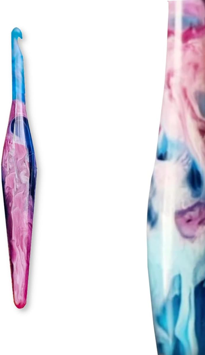 FURLS Streamline Zodiac Cancer Crochet Hook 7" (Zodiac Cancer - 6.5 mm (K))