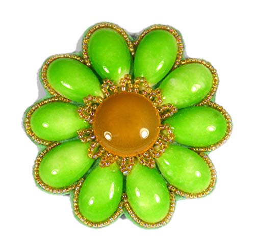 Broche fleur pâquerette en porcelaine, un brin de poésie créateur