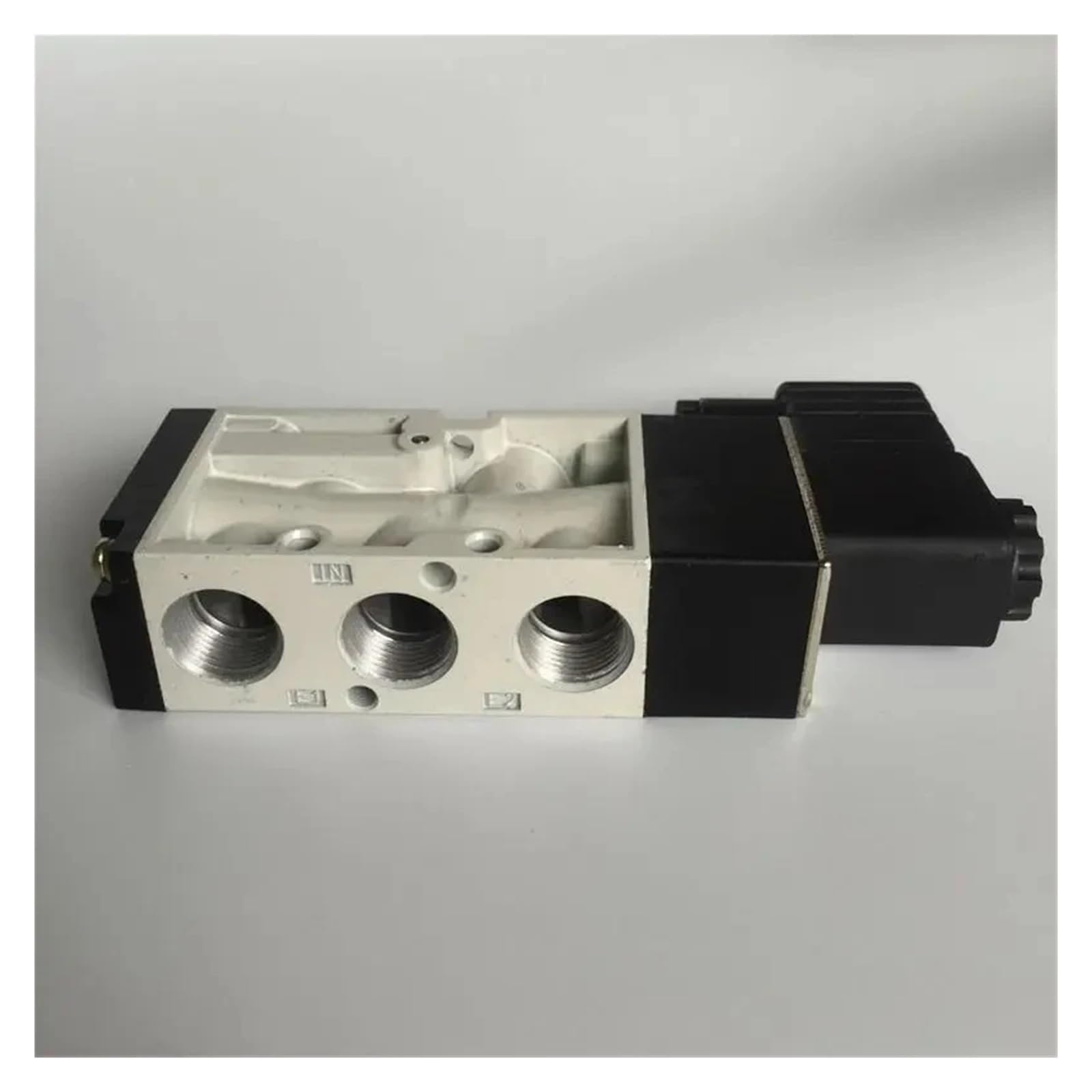 Electroválvula neumática magnética MVSC-220-4E1 de 2 vías y 5 Puertos(MVSC2204E1,AC 220V)