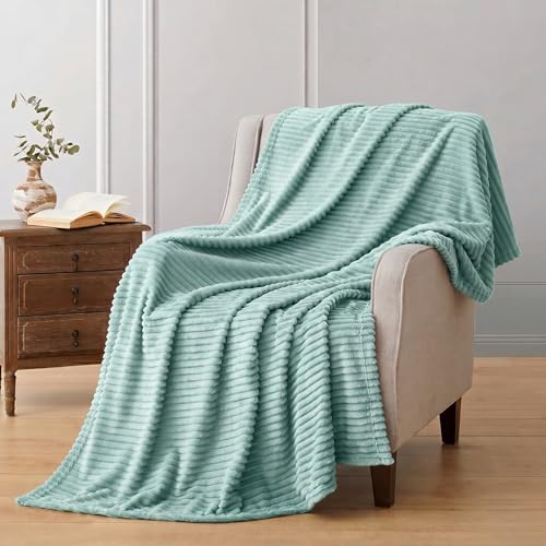 Image of Cotton Bolls Textiles Super-Soft Mid Winter Fleece Double Blanket Cozy Heaven Deluxe Fleece Blanket Ultra-Soft Fluffy & Warm, 90 X 90 Inches (Pencil Green)