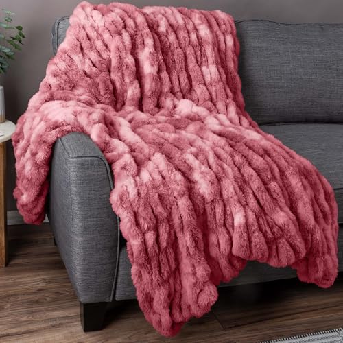 Image of Lavish Home Oversized Ruched Faux Fur Blanket - 60x80-Inch Plush Polyester Faux Fur Queen-Size Throw for Sofas and Beds - Luxurious Bedding (Pink)