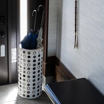 傘立て アンブレラスタンド 陶器製 透かし彫りアート ブラック 傘立て アンブレラスタンド 陶器製 透かし彫りアート ブラック