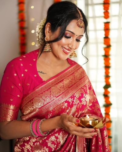 Image of Women's Soft Pure Silk Banarasi Saree and Unstitched Blouse Piece with Jacquard Zari Woven | Saree for Women