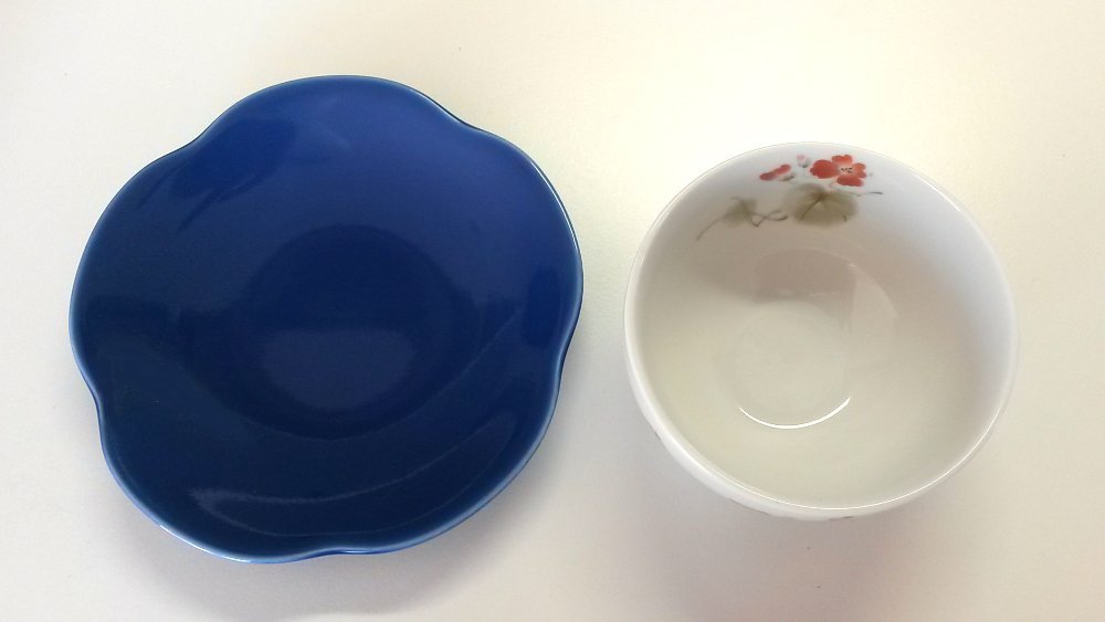 Japanisches Teeschalen Set HANASHIRABE mit Untertassen hergestellt in Japan Geschenkbox