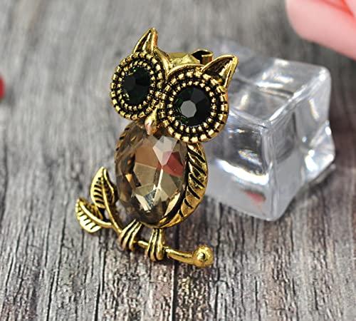 Image of Gyn&Joy Golden Tone Emerald Green Colored Crystal stone Owl Bird Brooch Pin