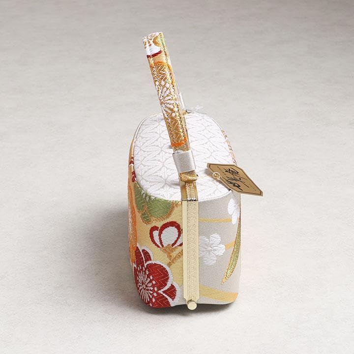 【新品】世美庵 謹製 正絹 西陣織草履バッグセット 24cm 古典柄 03216 正絹帯地 草履バッグセット 草履24cm 古典柄 世美庵 謹製 正絹 西陣織