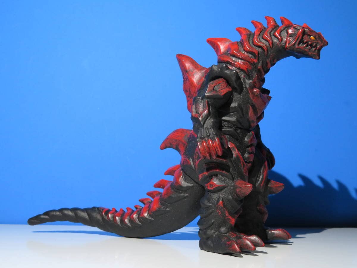 Amazon.co.jp: マン怪獣：ソフビコレクション/グルジオボーン : おもちゃ